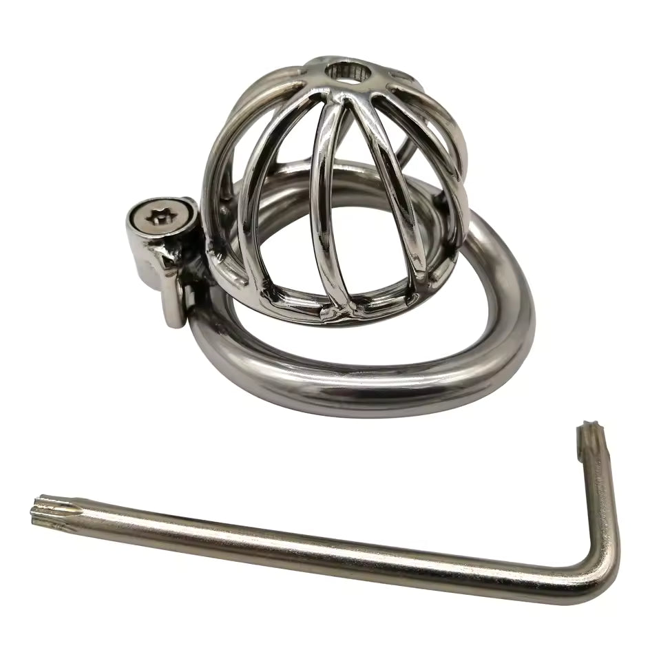 Comfortable stainless steel durable band with smooth closure