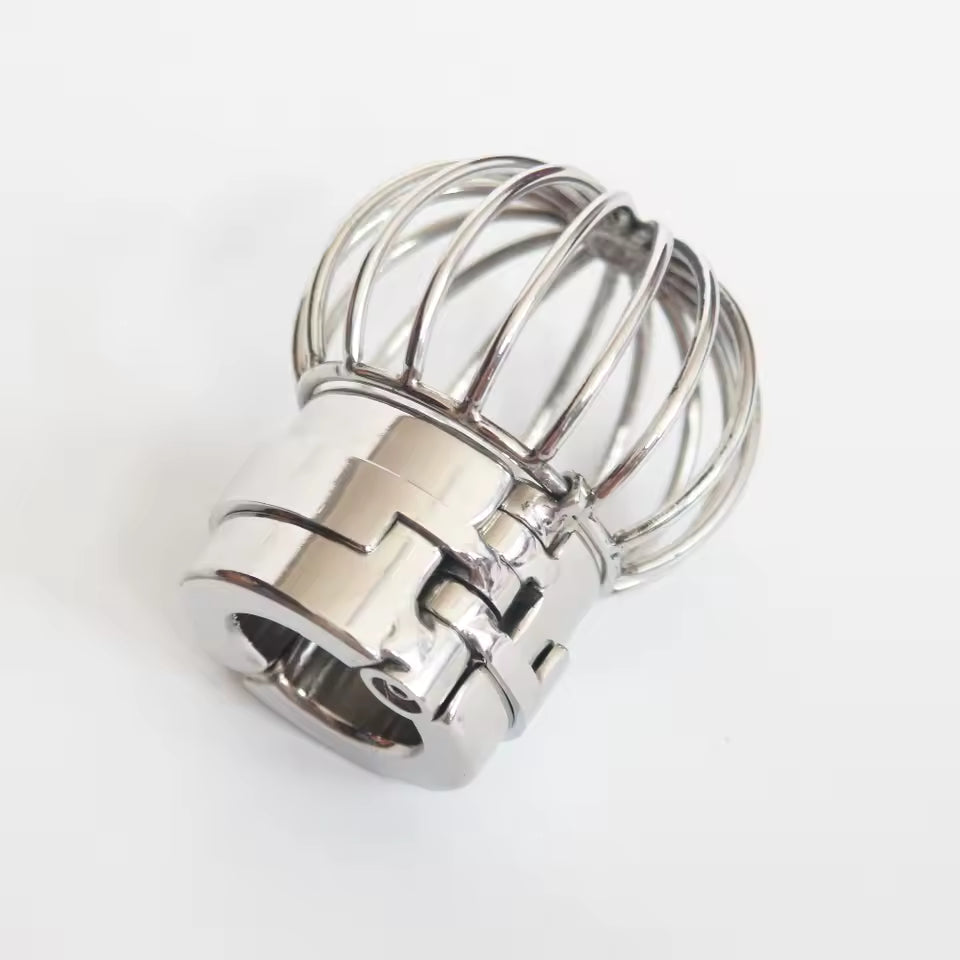 Comfortable stainless steel polished band with smooth surface